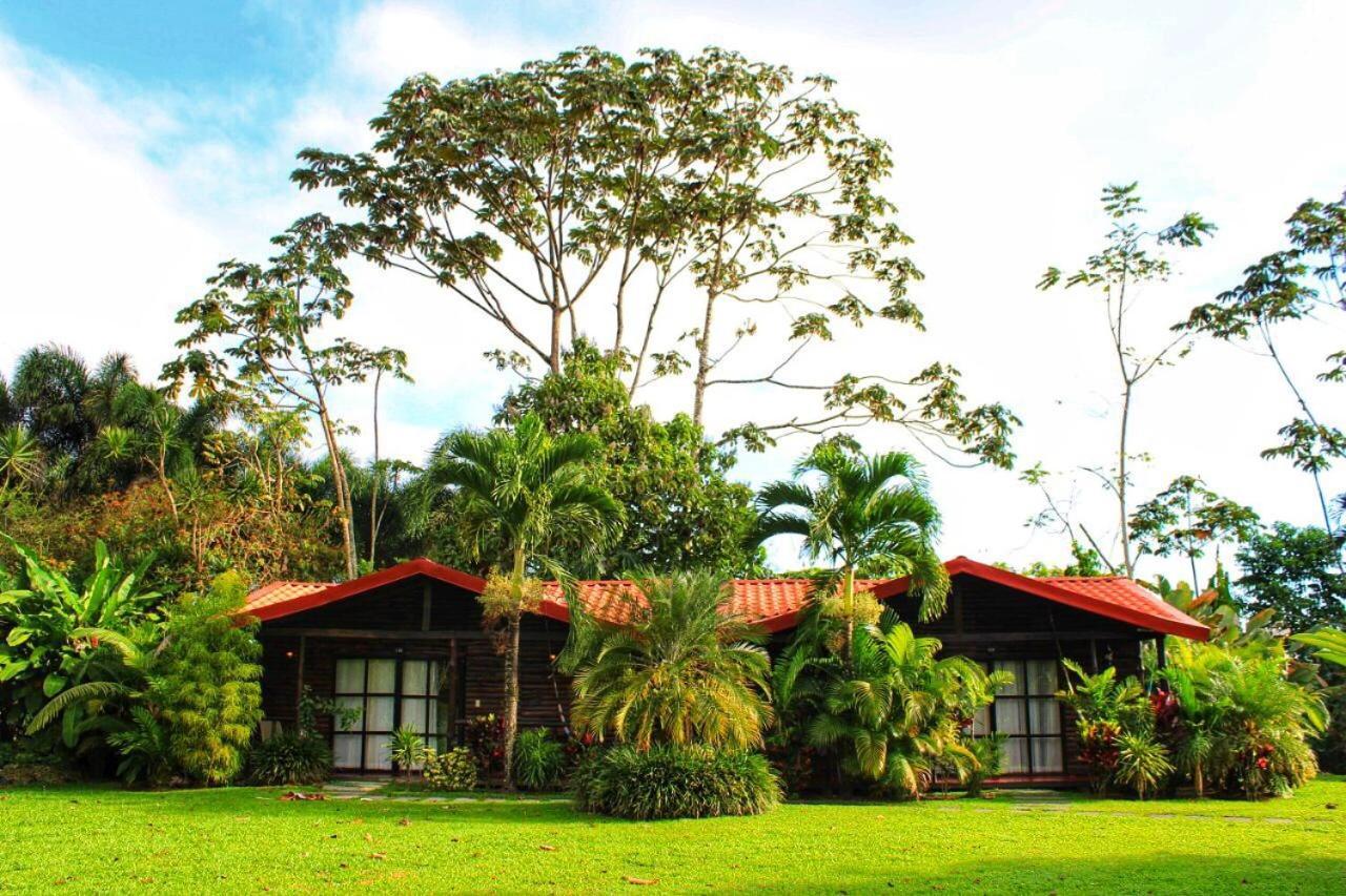 Casona Rustica & Bungalow Hotel La Fortuna Exterior photo