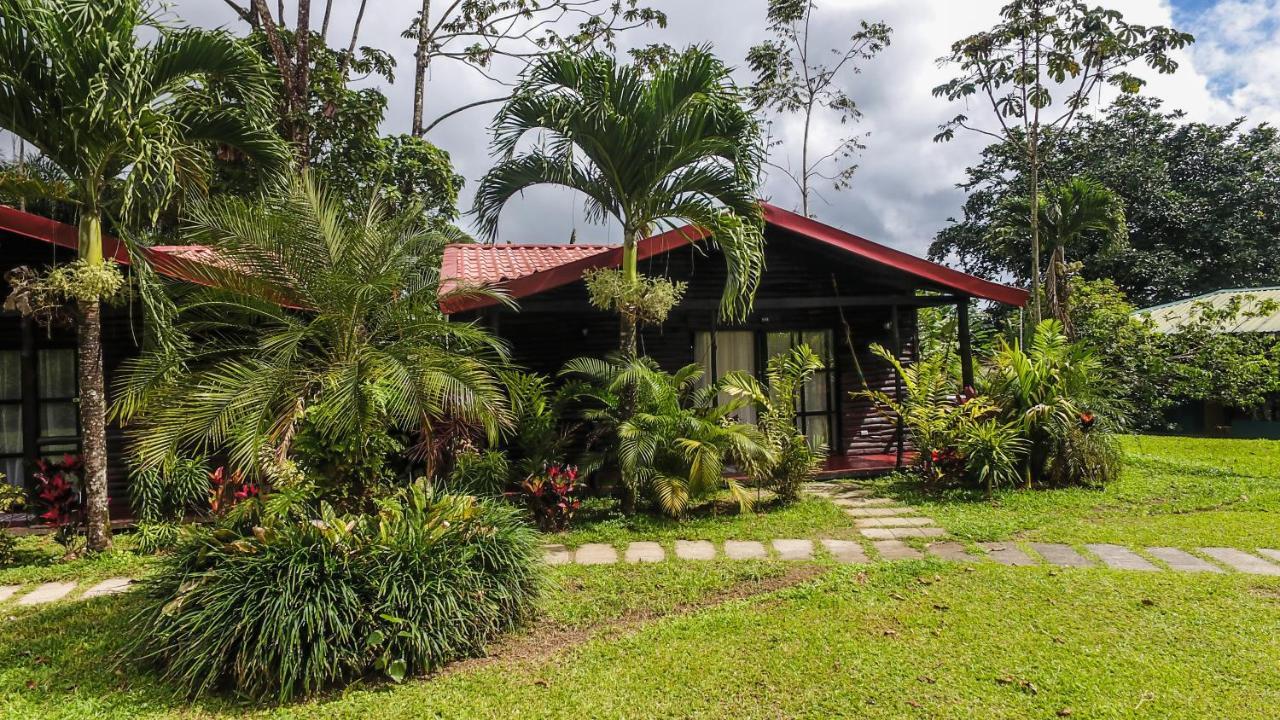 Casona Rustica & Bungalow Hotel La Fortuna Exterior photo